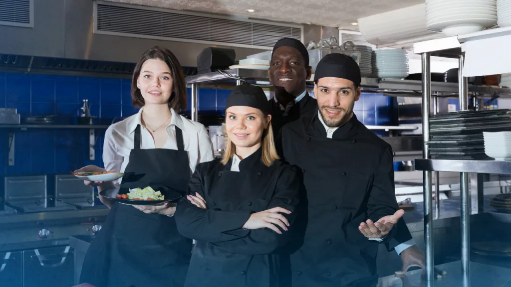 Tecnologia para a cozinha do seu restaurante: monitor KDS ou impressora?